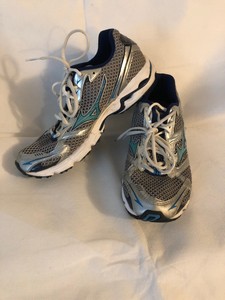 mizuno wave rider 13 women's