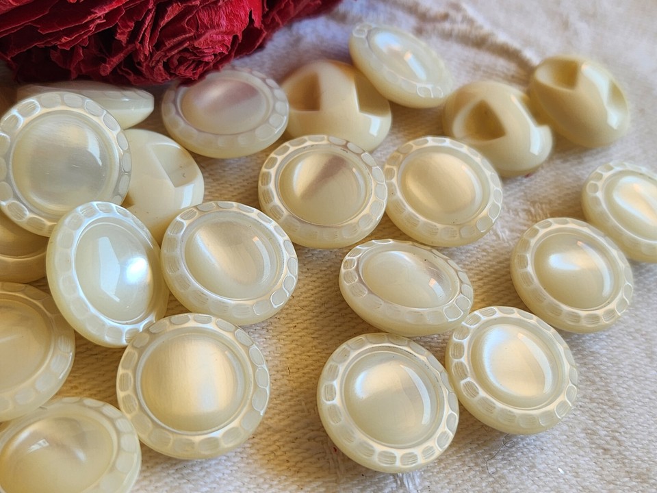 Lot 12 Buttons Vintage White Pearly Shank Nice Light 0 5/8in Reference ...