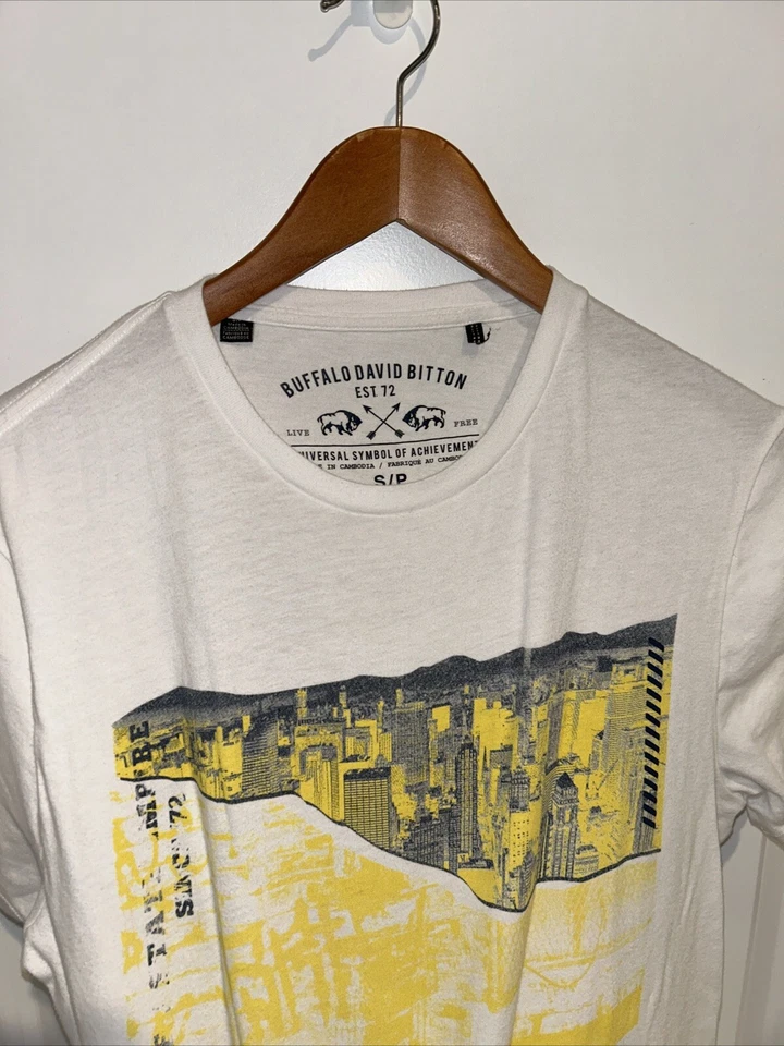 Camiseta Buffalo David Bitton Para Hombre Talla S Blanca Gráfica Cuello Redondo Foto 2 de 4
