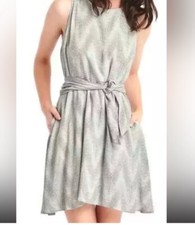 Gap Print tie-belt Fit and Flare Dress, Size M Black Print