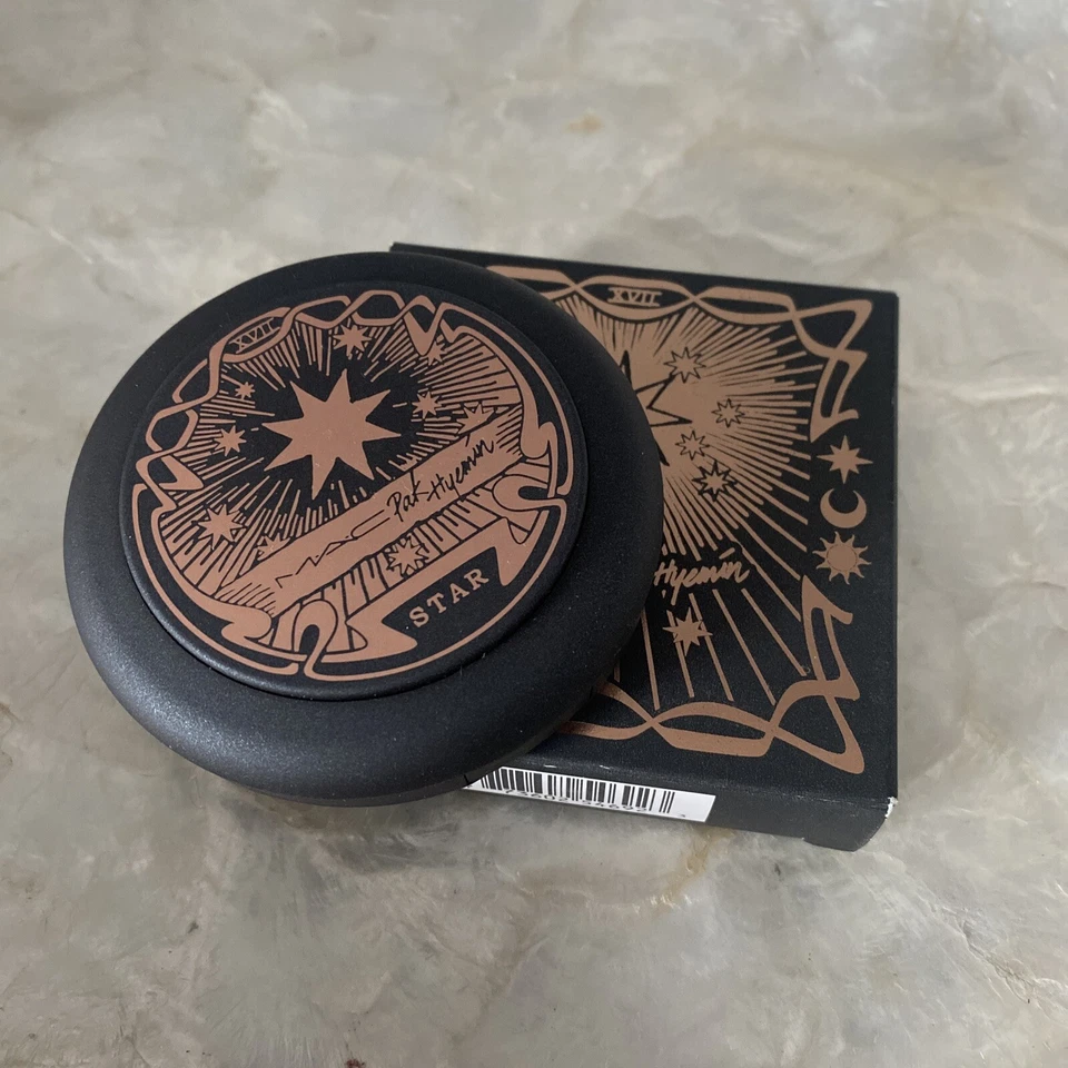 MAC Extra Dimension Skinfinish Powder Cold Comfort LIMITED EDITION RARE 8G BNIB - Image 2 of 4