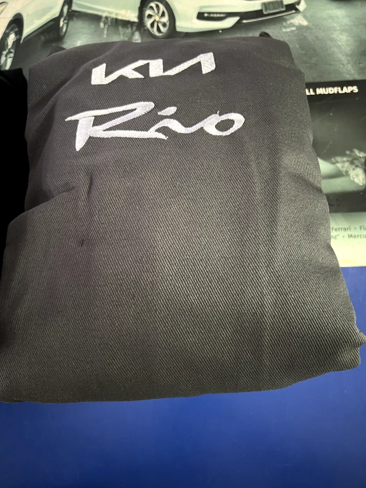 KIA RIO 2011-2024 8 (4 puertas) Fundas Asiento JUEGO COMPLETO Foto 3 de 3