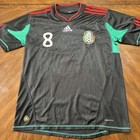 Foto 1 di 9