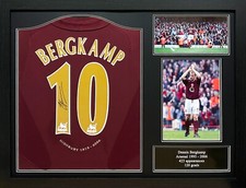 FRAMED DENNIS BERGKAMP SIGNED ARSENAL 2005/06 REDCURRANT SHIRT SEE PROOF & COA