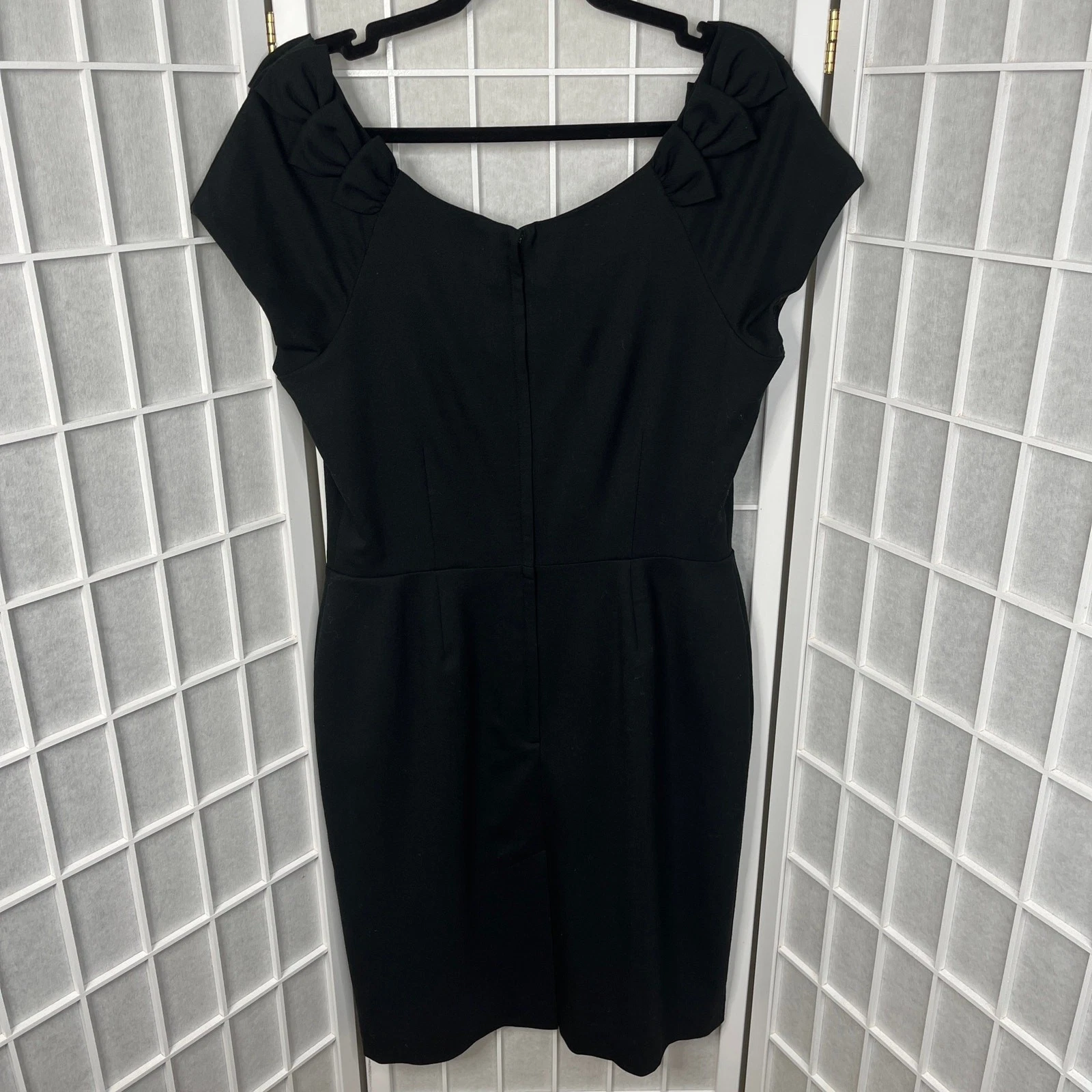 Abito crepe Kate Spade 8 ragazze mini fiocco scollo scoop lusinghiero NERO matita