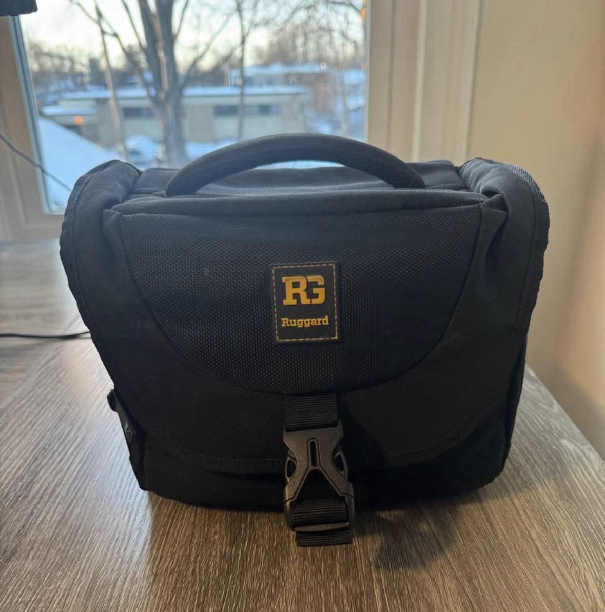 Ruggard Padded Nylon Camera Shoulder Bag Black with Strap & 