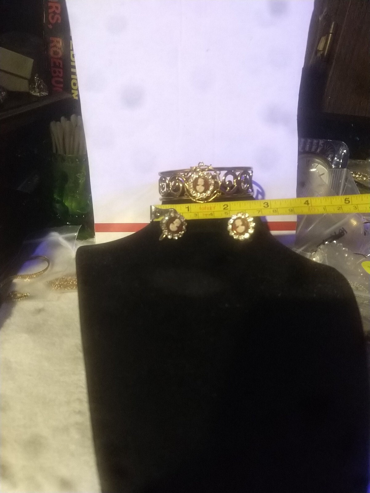 Picture 2 of 4