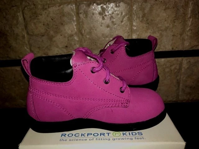 Couro fúcsia clássico First Walkers crianças pequenas tamanho 7 M - Imagem 2 de 4