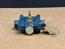 Bendix Hydraulic 4 Way Valve 3000 PSI P/N 407850-2 As Removed