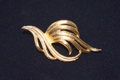Vintage Brooch Torino Gold Tone Feathers Swag Art Nouveau - Picture 7 of 9