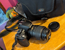 Nikon D3100 14.2MP DSLR Camera + 18-55mm Lens Kit - Excellent Condition