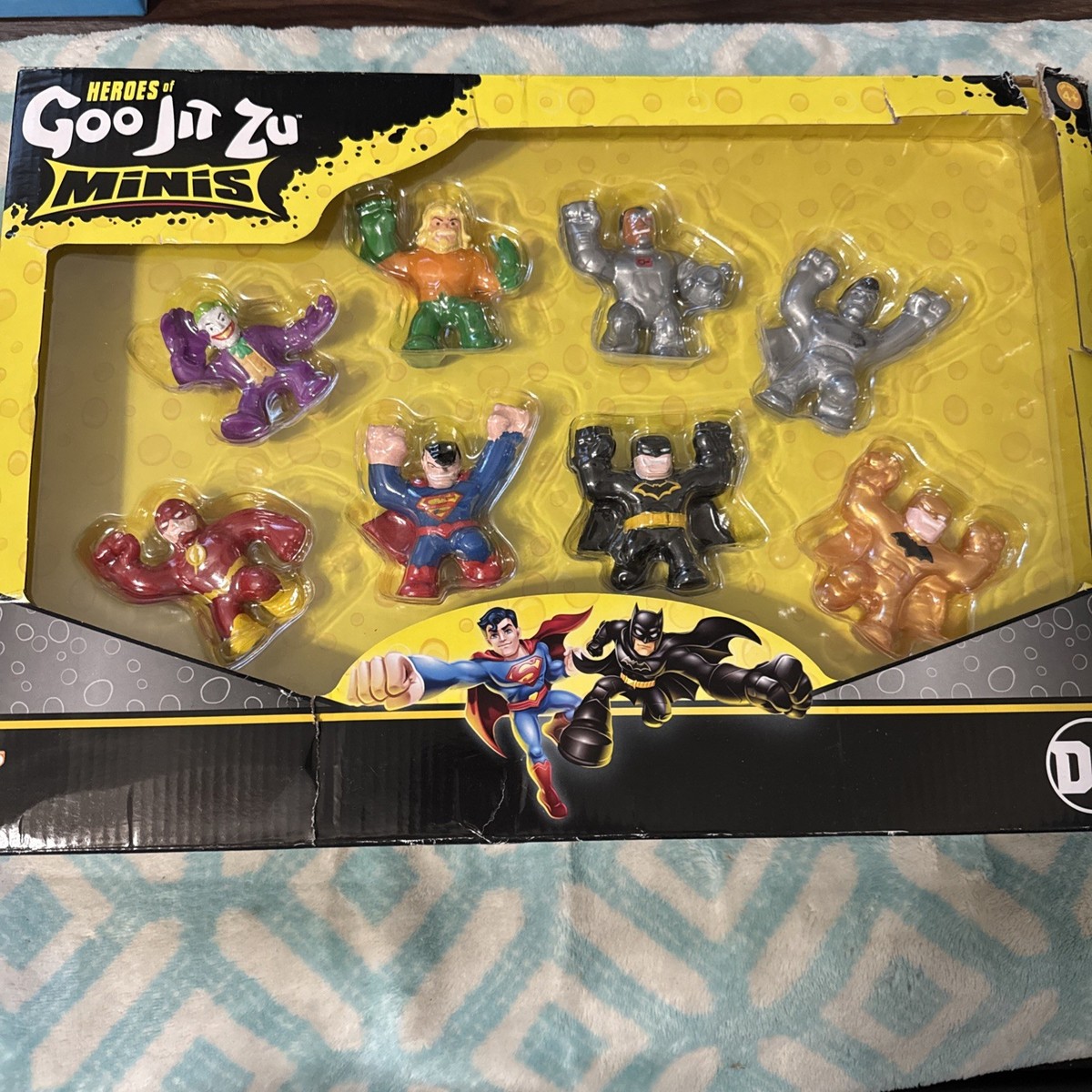 Goo JIT Zu - DC Minis S1 8-Pack (41334) **BRAND NEW** Tears On Box