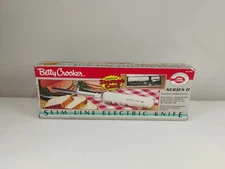 Betty Crocker Series 2 Slim Line Electric Knife 2 Blades Case BC-1494  NOS New