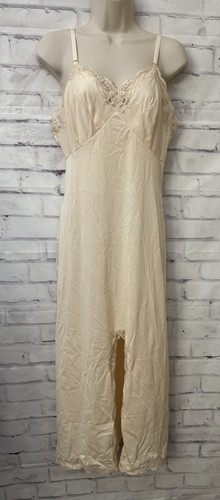 Vintage Wonder Maid Sz 34 Non Cling Full Dress Slip Dress Lace Ivory 2970