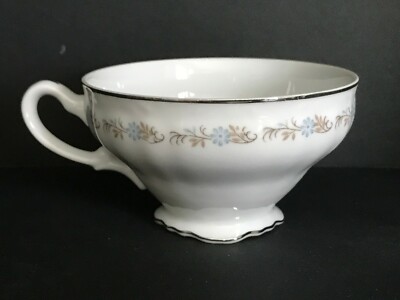 Three Castle Fine China JAPAN Suzanne Vintge Tea Cups White & Blue