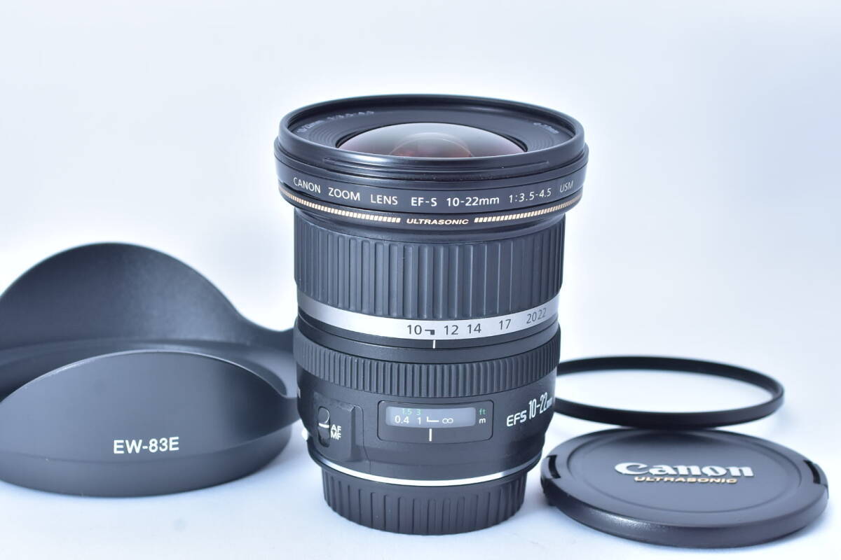 MINT Canon Canon EF-S 10-22mm F3.5-4.5 USM with lens hood MINT Canon Canon EF-S 10-22mm F3.5-4.5 USM with lens hood