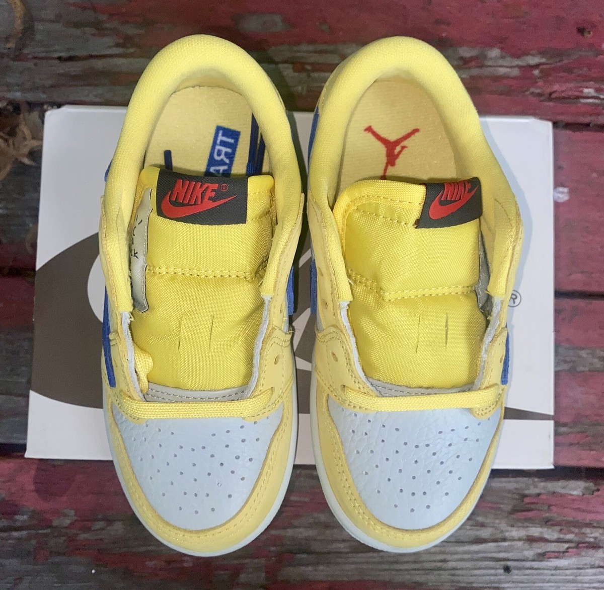Nike Travis Scott x Air Jordan 1 Retro OG SP Low Canary / TD Nike Travis Scott x Air Jordan 1 Retro OG SP Low Canary / TD