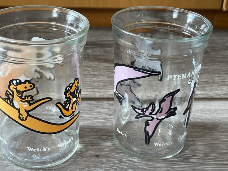Vintage Welch's Jelly Jar drinking Glasses Dinosaurs Set of 2 PTERANODON & T-REX