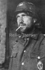 WW2 Picture Photo German soldier in Stalingrad with silver badge 1942 1441