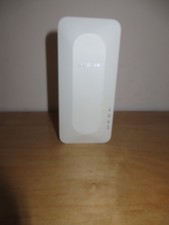 NETGEAR AX1800 Wall Plug-In 4-Stream WiFi 6 Mesh Extender White EAX14