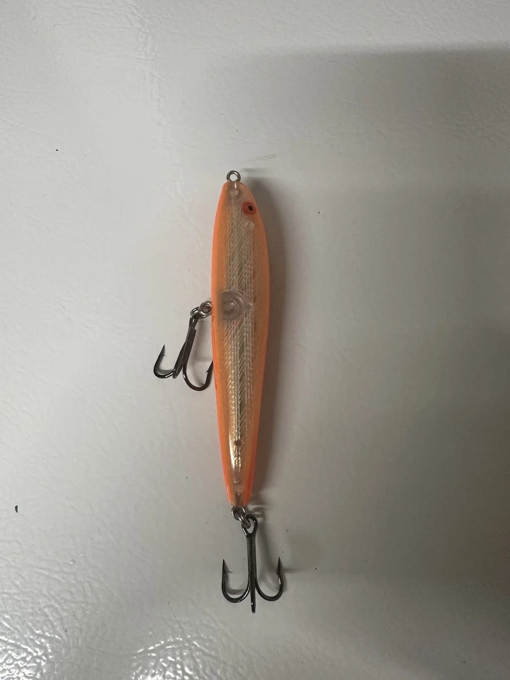RARE Rebel Jumpin minnow 4.5” - Image 3 of 3