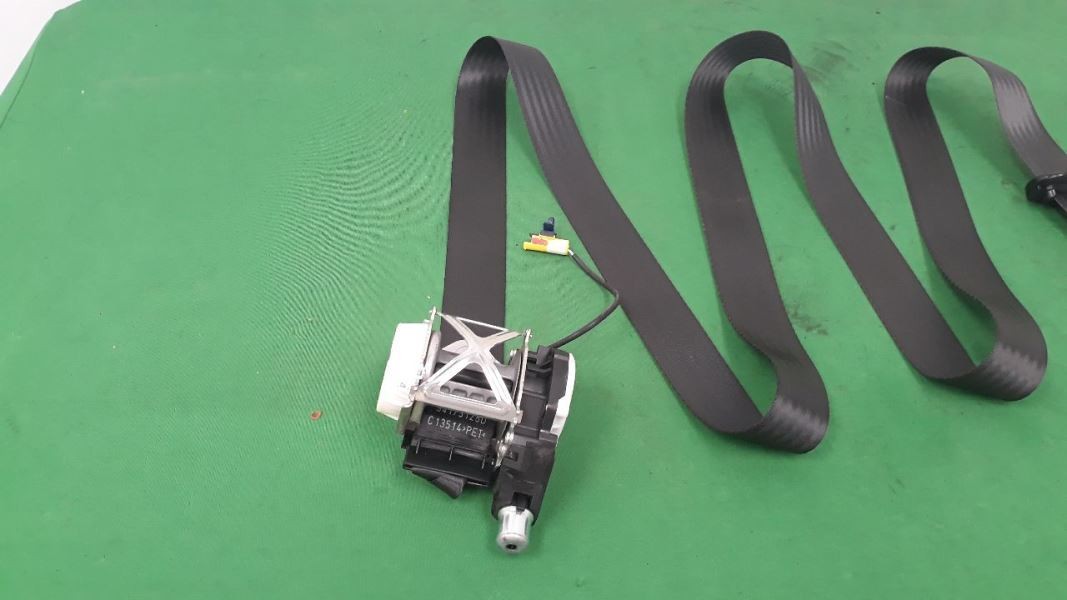 Maserati GranTurismo 2015-2015 FRONT+LEFT Seat belt