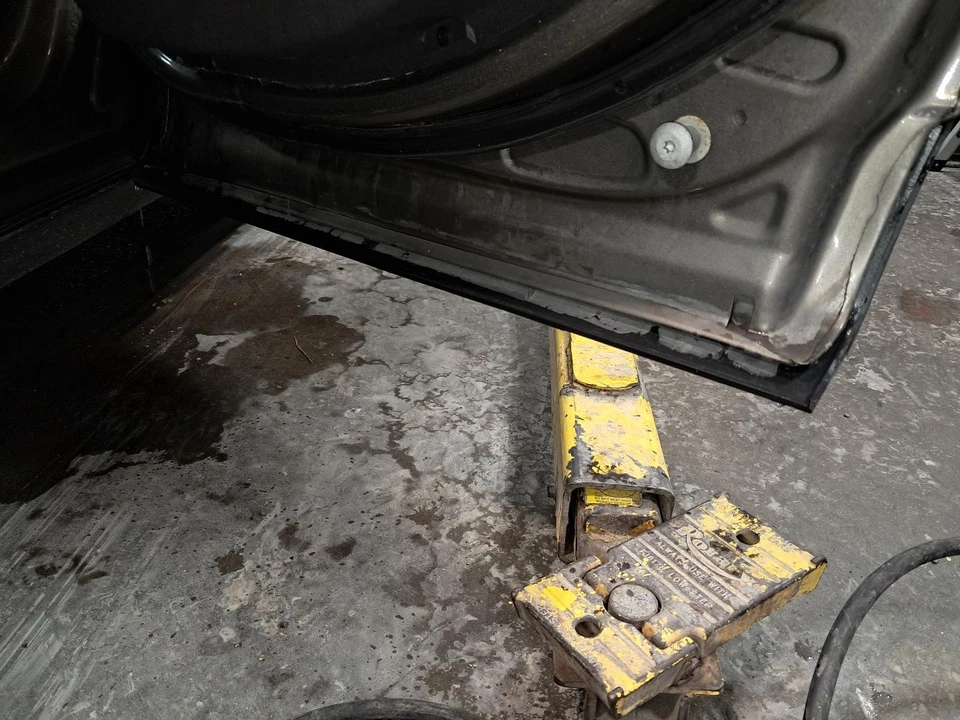 Used Rear Right Door Interior Trim Panel fits: 2014 Ford Edge  Grade A Foto 2 de 4