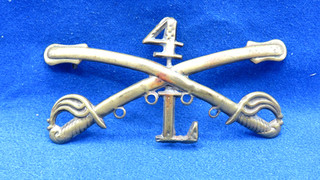 ORIGINAL SPAN AM 4TH CAVALRY TROOP L EM COLLAR PIN LEAD BACK