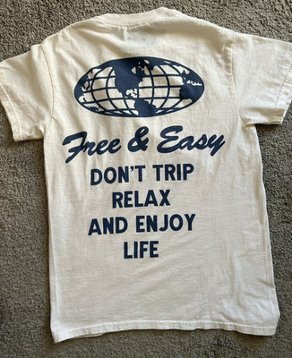 Free & Easy T-Shirt S Off-White Short Sleeve Don't Trip Relax Enjoy Life NWOT