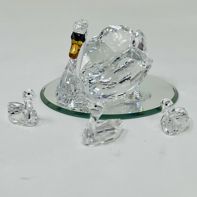 Swarovski 2017 SCS Jubilee Edition Swan Mother & Cygnets -  ARTIST SIGN- 5233542