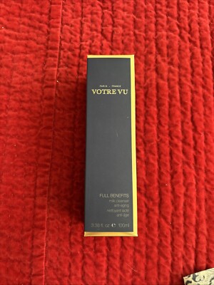 NEW,  VOTRE VU : Full Benefits Milk Cleanser