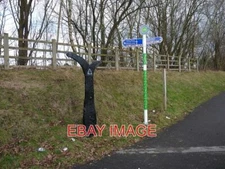 PHOTO  SIGNPOSTS NATIONAL CYCLE ROUTE 47 ON THE LEFT IS A MILLS STYLE MILLENNIUM