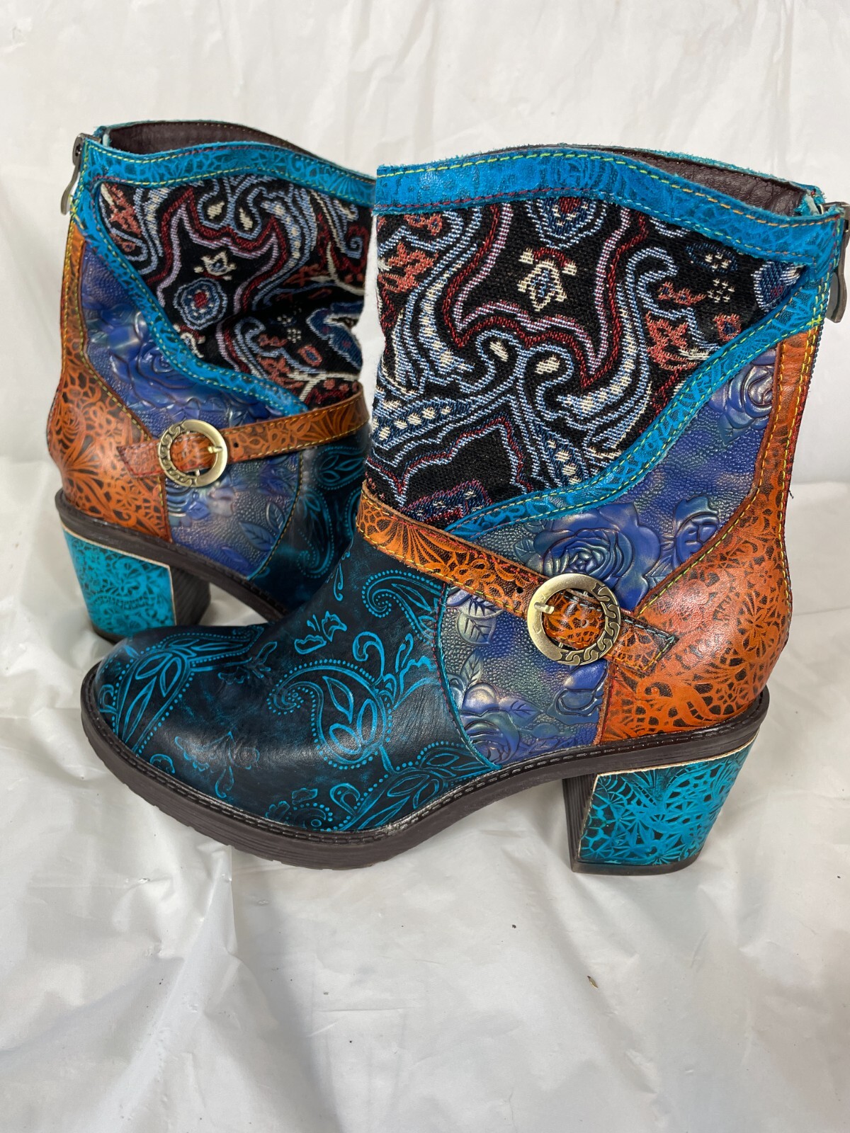 Womens Mod BoHo Blue Multicolor Ankle Boots Shoes Zip Up Size 8.5 EU 39