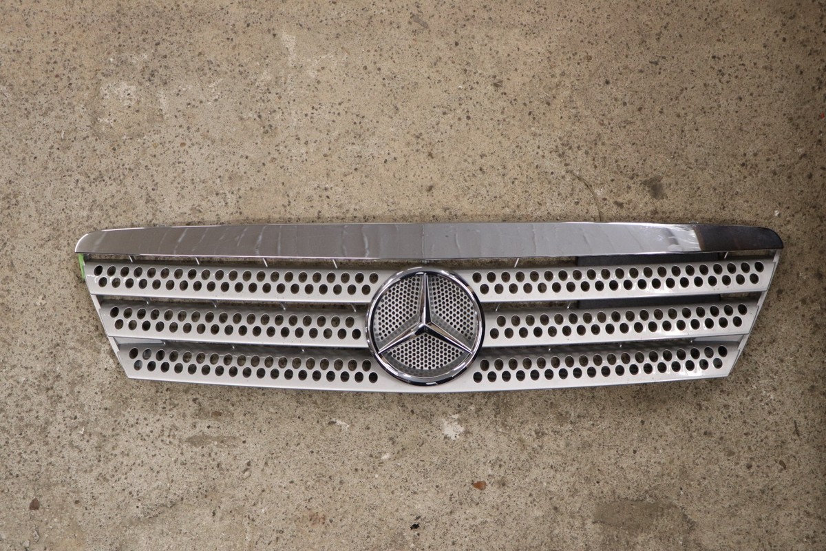 Mercedes Benz W168 A210 Evolution Grill Kühlergrill orig. MB  