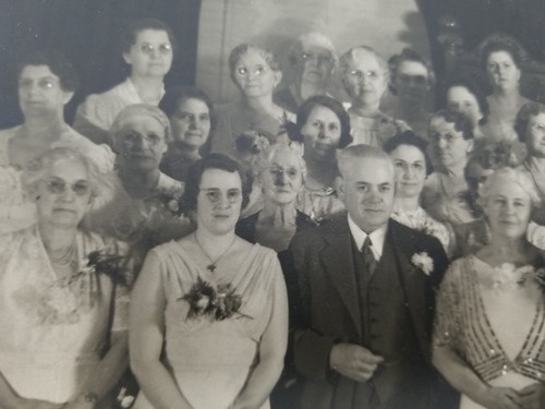 1940 Freemason's Group Photo, Masonic Formal Dress Attire Regal Pageantry - Picture 3 of 6