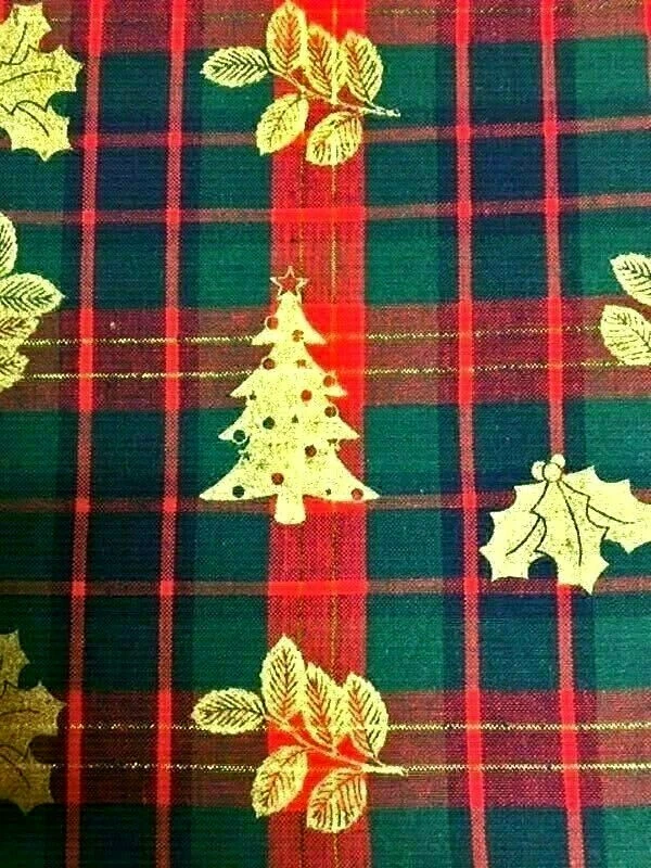Christmas Tablecloth Tartan Plaid Tablecloth 70" ROUND Red Green Plaid Shimmer - Image 3 of 3
