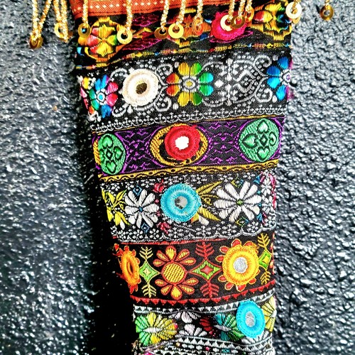 Bota de Tacón Alto Terciopelo Rojo Adornada 17" Medias de Navidad Festivas Vacaciones - Imagen 3 de 7