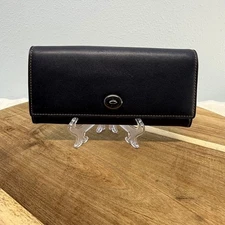 Coach Envelope Wallet in Black Glovetanned Leather Turnlock Closure