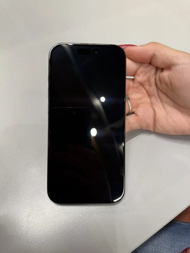 iPhone 15 128GB