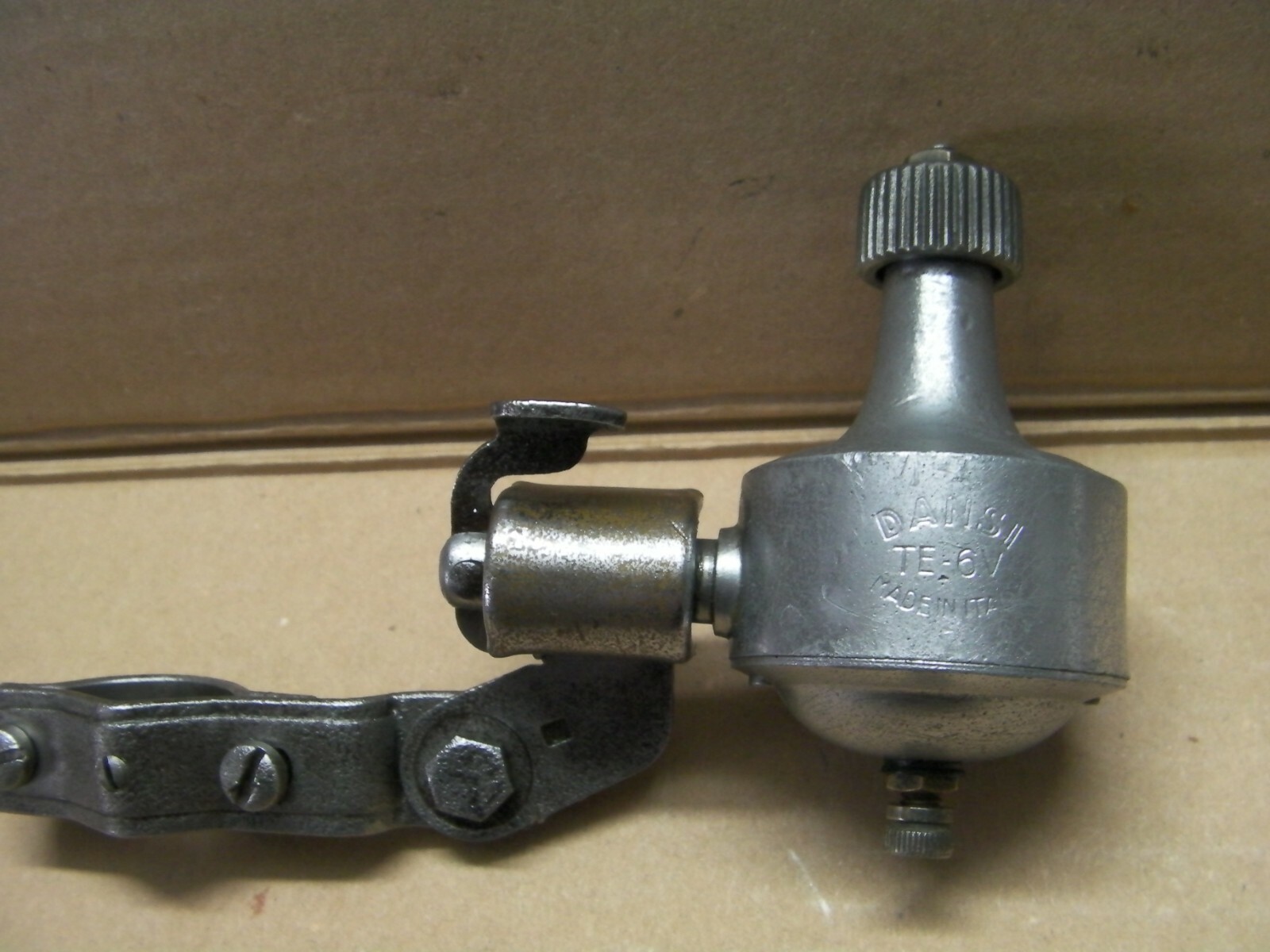 Foto 1 di 9