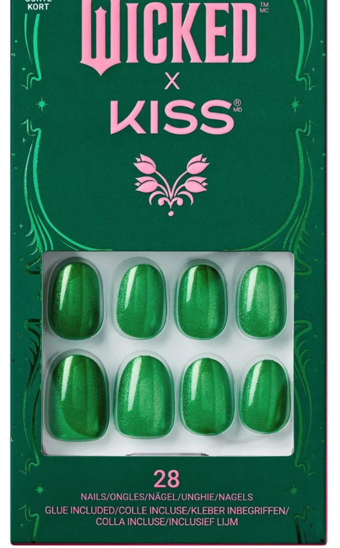 KISS WICKED X FALSE NAILS GLUE-ON NAILS NEW SHORT LENGTH OVAL SHAPE YOUR GREEN?!