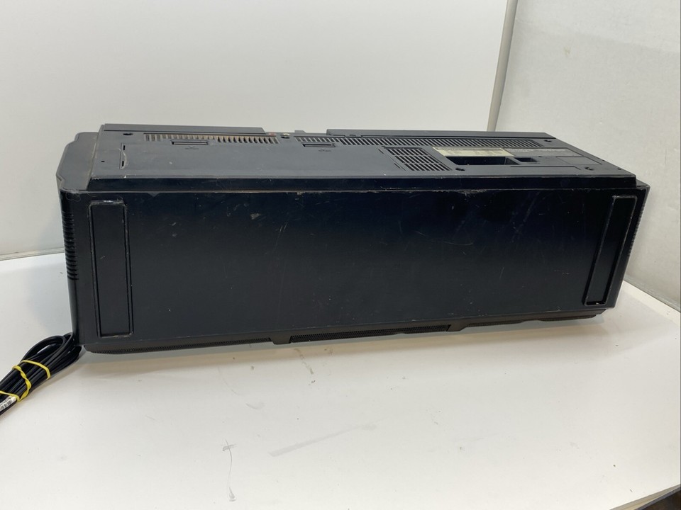 Boombox Hitachi TRK-7100,Portabler Radio Cassette Recorder (Gebraucht) in für CHF 65 - mit