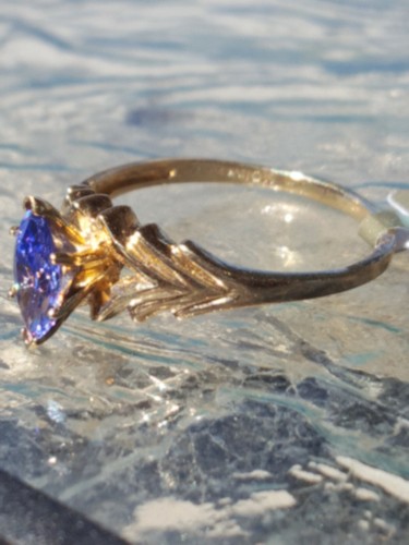 Tanzanite Labcreated Marquise Cut Ring 10kt Solid Yellow Gold - Picture 5 of 12