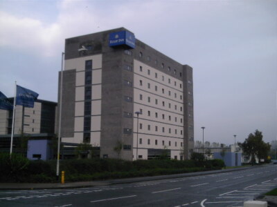 Photo 6x4 Tulip Inn Gateshead On First Ave and Queensway lies this tabern c2005