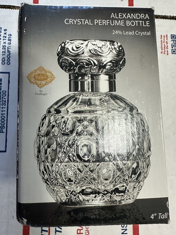 Shannon 24% Lead Alexandra Crystal Designs Ireland Perfume Bottle Godinger Lid