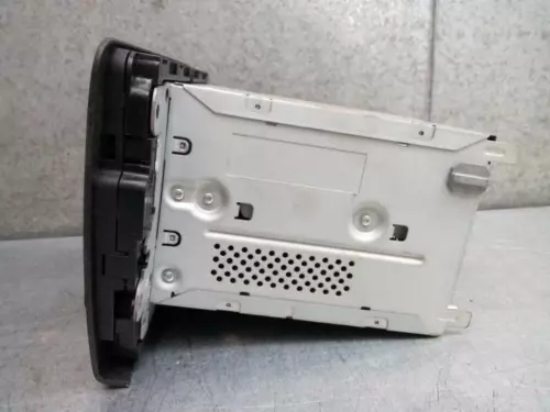 5J0035161E System Audio / Radio/CD für SKODA Rapid ( Nh ) Active 2013 2242349 - Bild 2 von 10
