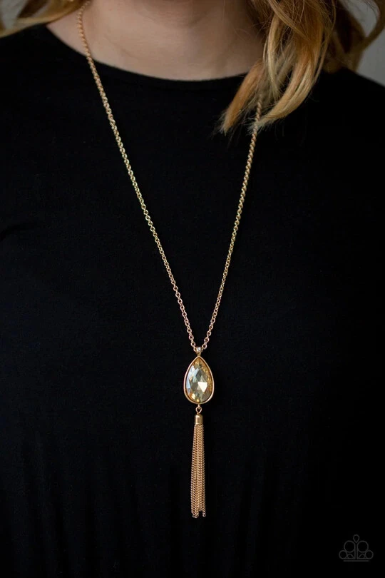 Elite shine blue necklace cheap paparazzi