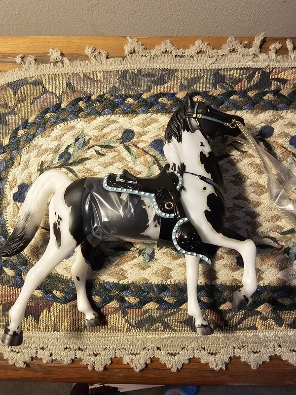 Breyer Trad Fury Prancer #712476 "Rustler" Vintage Club NIB