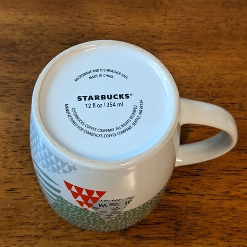Starbucks Holiday Theme Coffee Mug Penguin Winter 12 FL OZ EUC - Picture 5 of 6