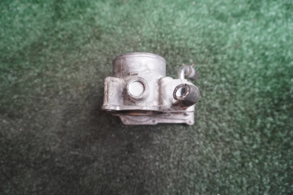 Subaru Forester 2012 2013 motor de 2,5 L carrocería del acelerador fabricante de equipos originales 124 k millas 16112 AA380 Foto 3 de 4